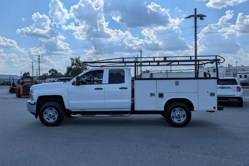 2019 Chevrolet Silverado 2500HD Work Truck photo 1