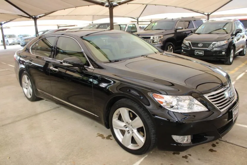 2012 Lexus LS 460 photo 1