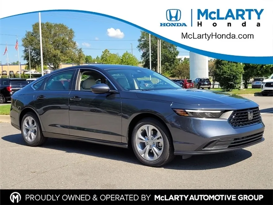 2025 Honda Accord LX photo 1