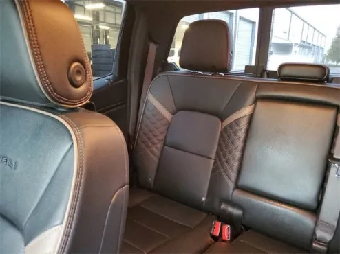 2024 Gmc Canyon Denali photo 4