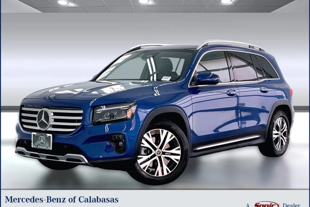 2024 Mercedes Benz GLB 250 4MATIC photo 1