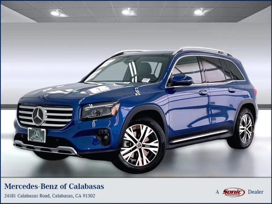2024 Mercedes Benz GLB 250 4MATIC photo 1