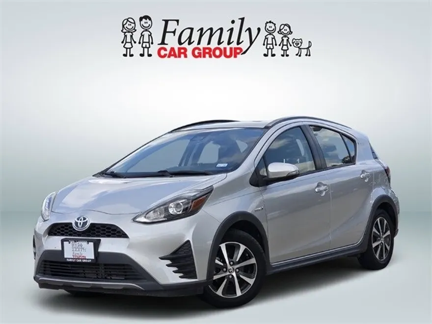 2018 Toyota Prius C Four photo 1