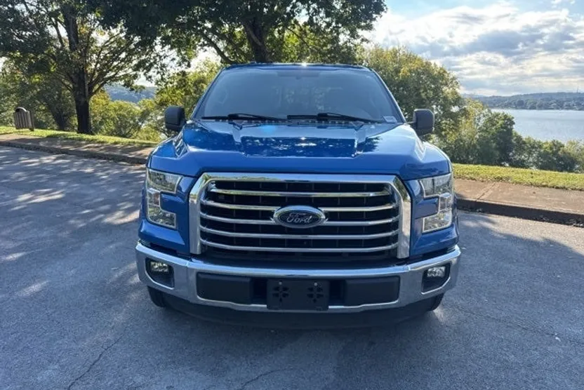 2015 Ford F-150 XLT photo 1