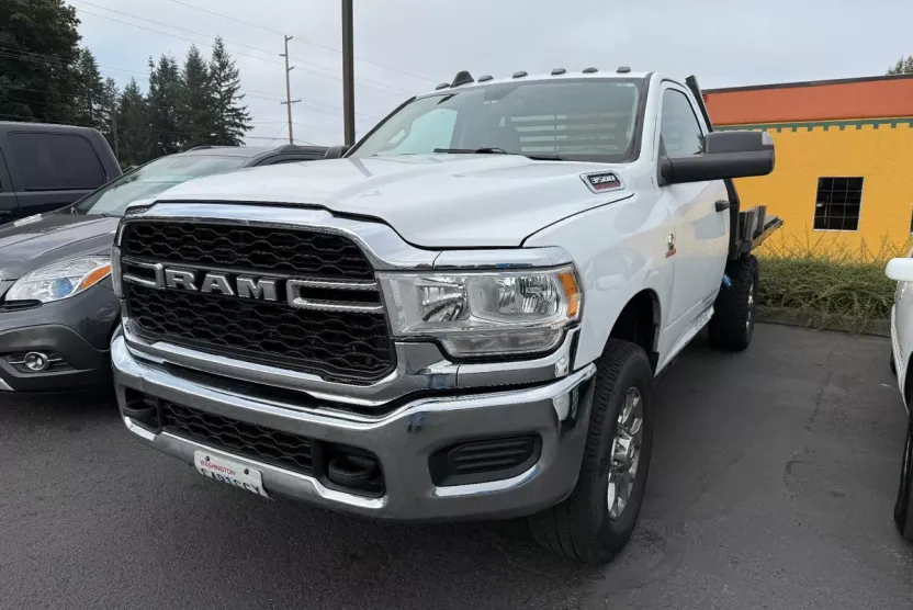 2020 Ram 3500 Tradesman photo 1