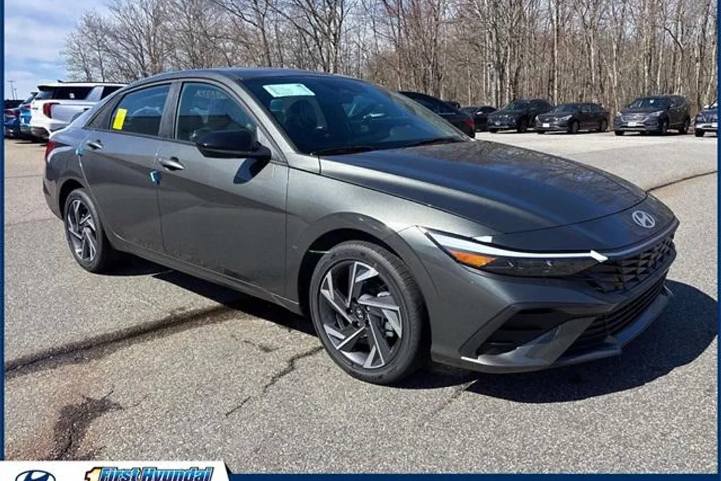 2025 Hyundai Elantra Hybrid SEL Sport photo 1