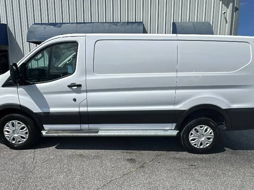 2023 Ford Transit photo 1