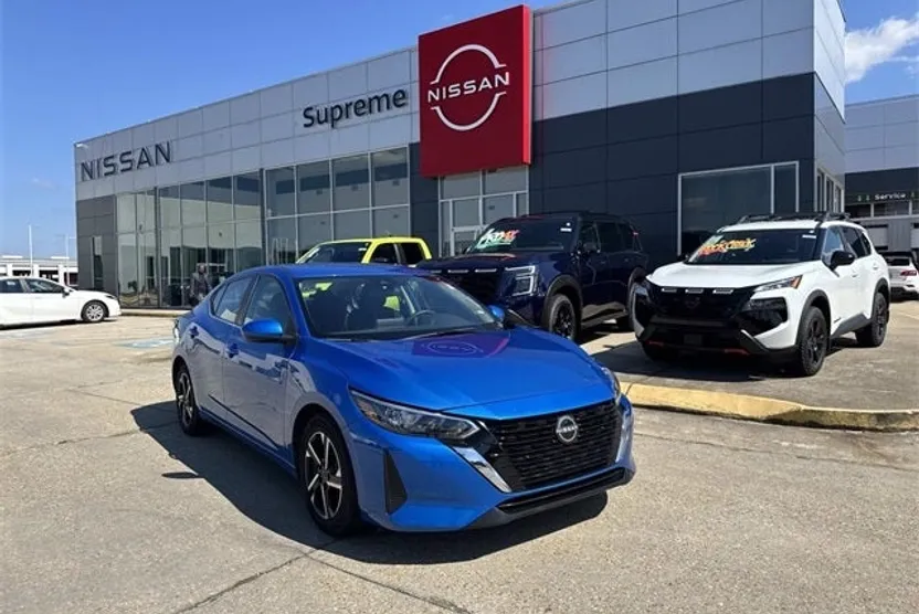 2024 Nissan Sentra SV photo 1