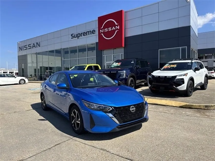 2024 Nissan Sentra SV photo 1