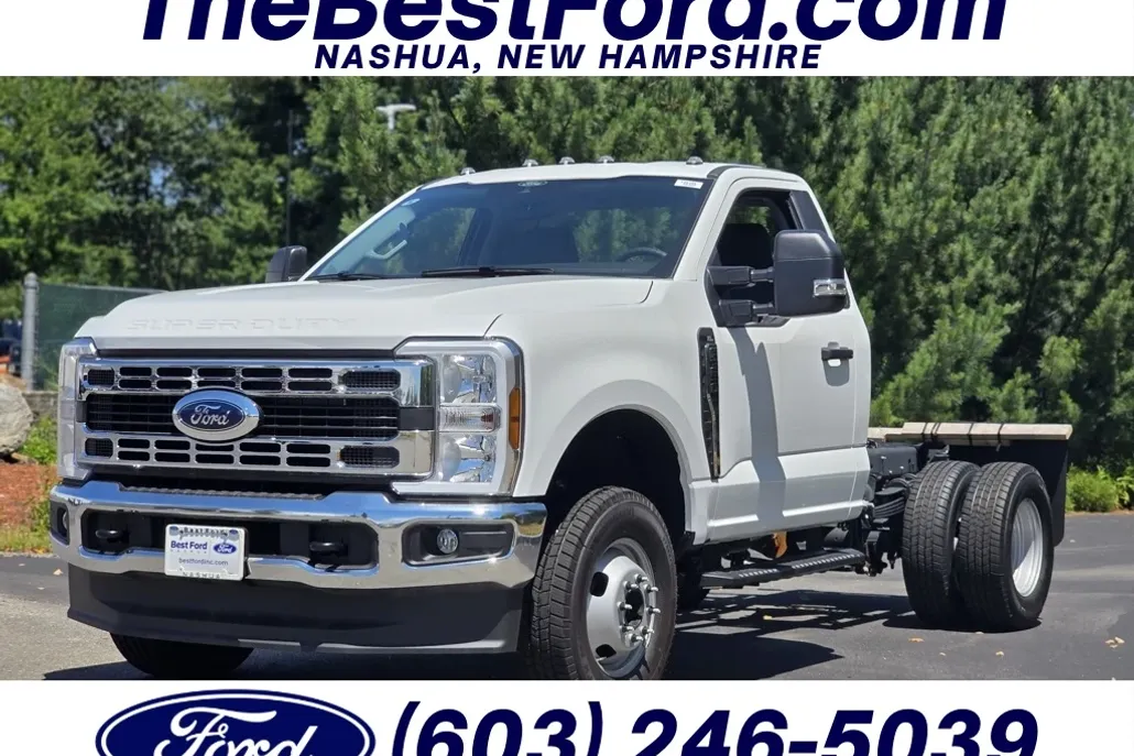 2025 Ford F-350 XL photo 1