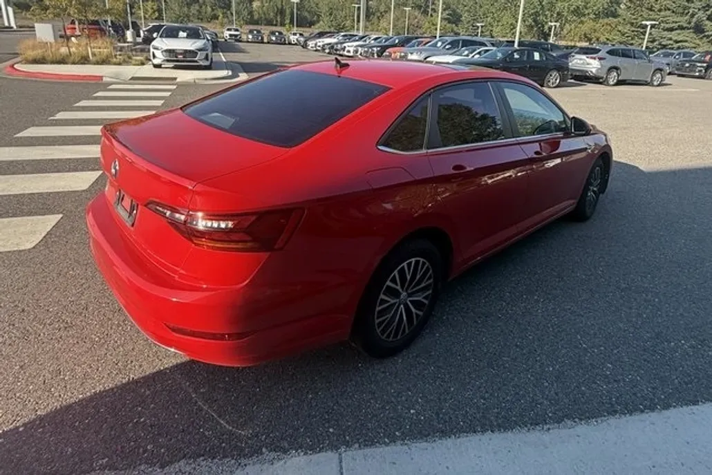 2019 Volkswagen Jetta SEL photo 1