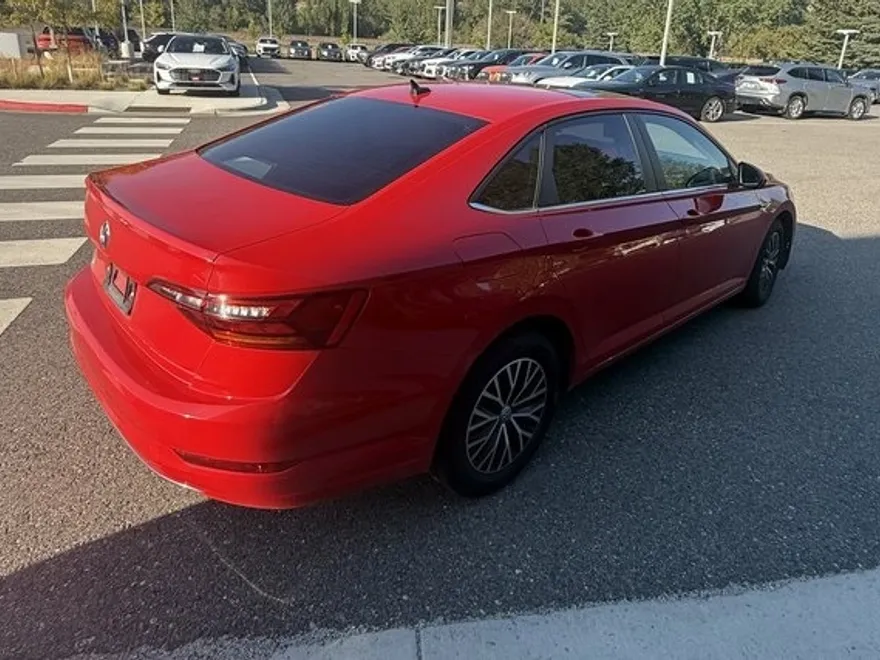 2019 Volkswagen Jetta SEL photo 1