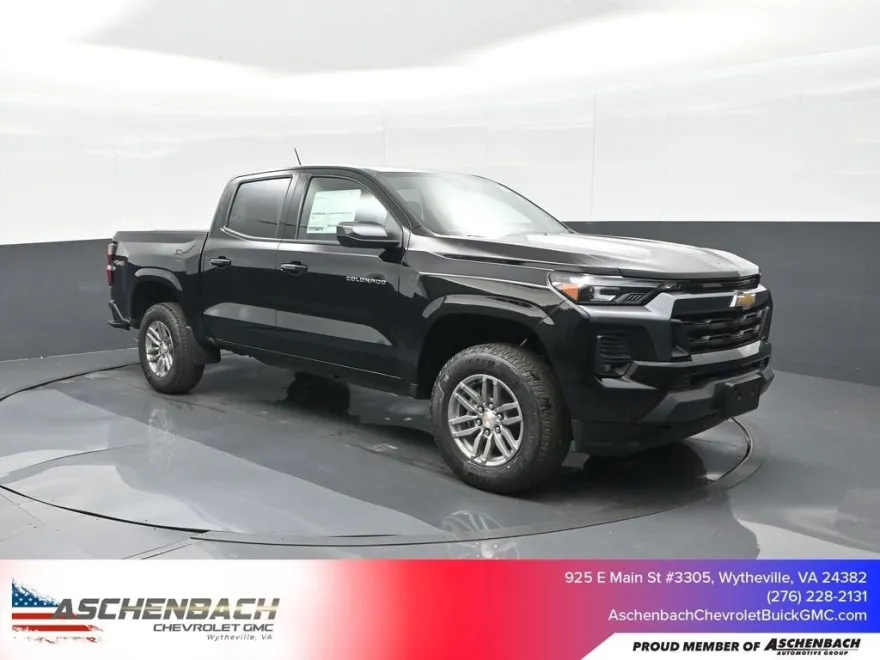 2025 Chevrolet Colorado Work Truck LT photo 1