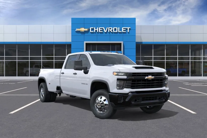 2026 Chevrolet Silverado 3500HD photo 1