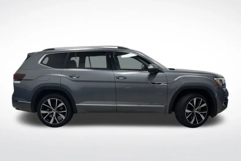 2024 Volkswagen Atlas SEL Premium R-Line photo 1