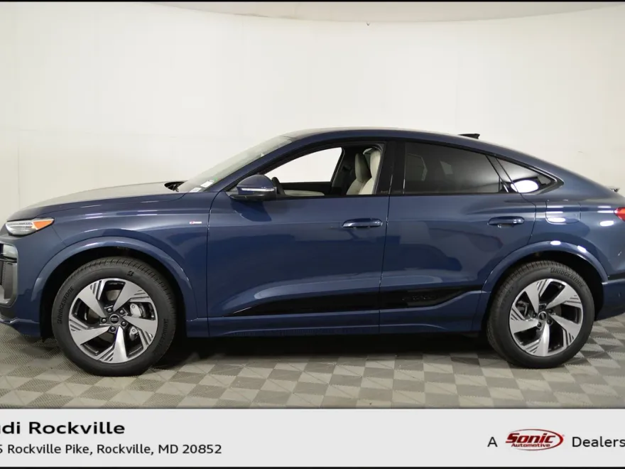 2025 Audi Q6 E-tron Premium Plus photo 1