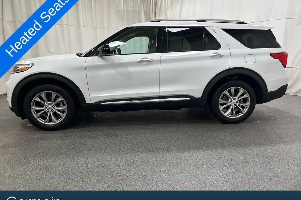 2023 Ford Explorer Limited photo 1