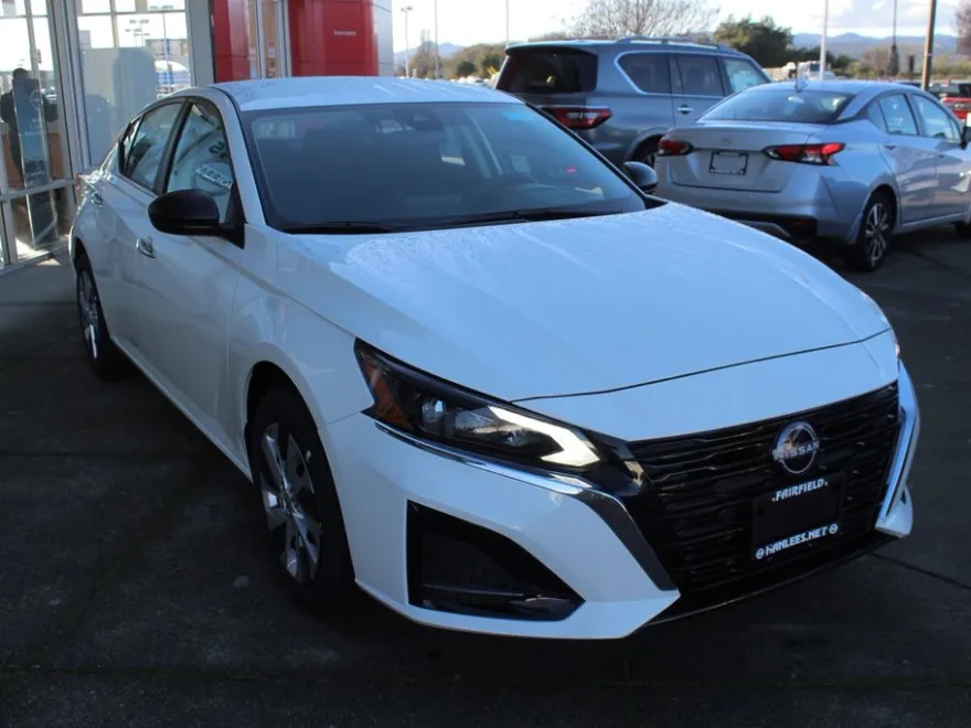 2025 Nissan Altima 2.5 S photo 1