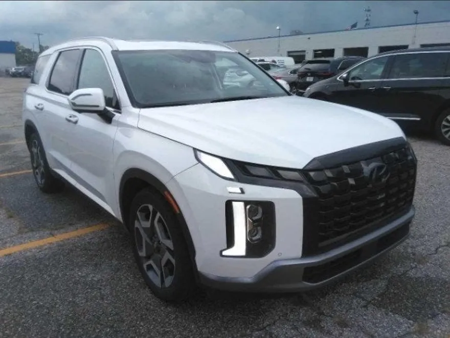 2024 Hyundai Palisade Limited photo 1