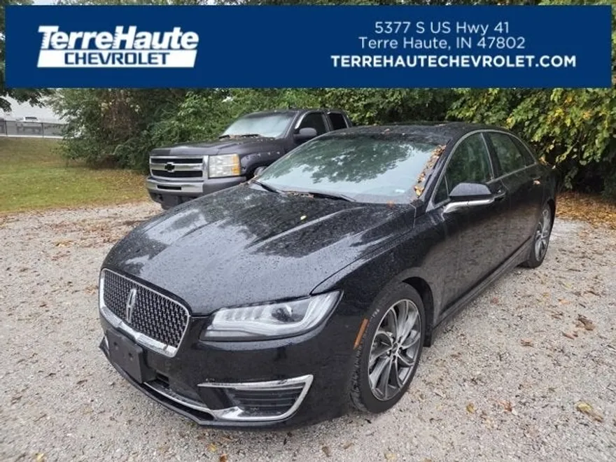 2019 Lincoln MKZ Reserve photo 1