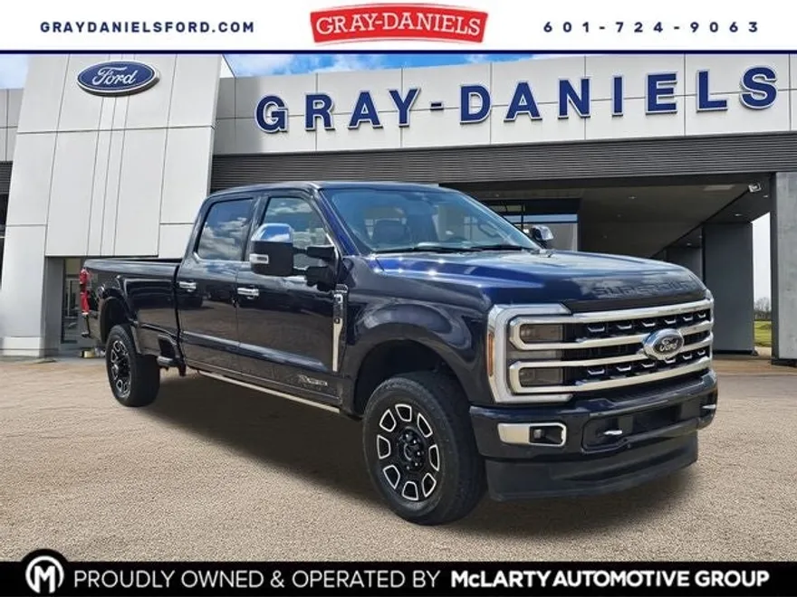 2024 Ford F-350 Platinum photo 1