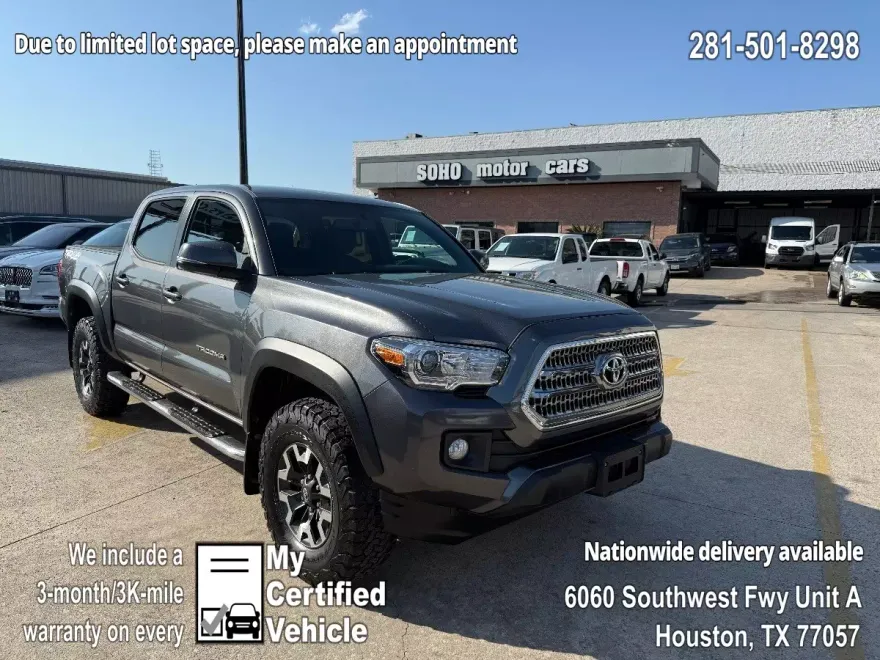 2016 Toyota Tacoma TRD photo 1