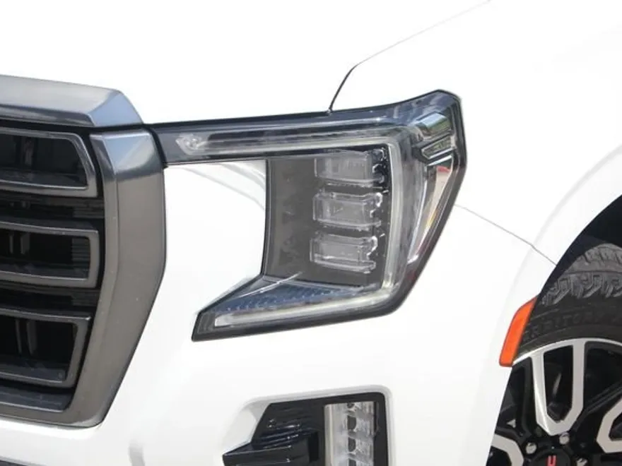 2024 Gmc Yukon XL AT4 photo 1