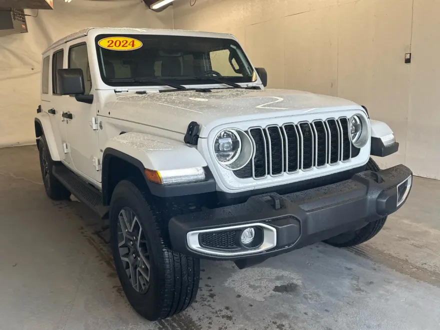 2024 Jeep Wrangler Sahara photo 1