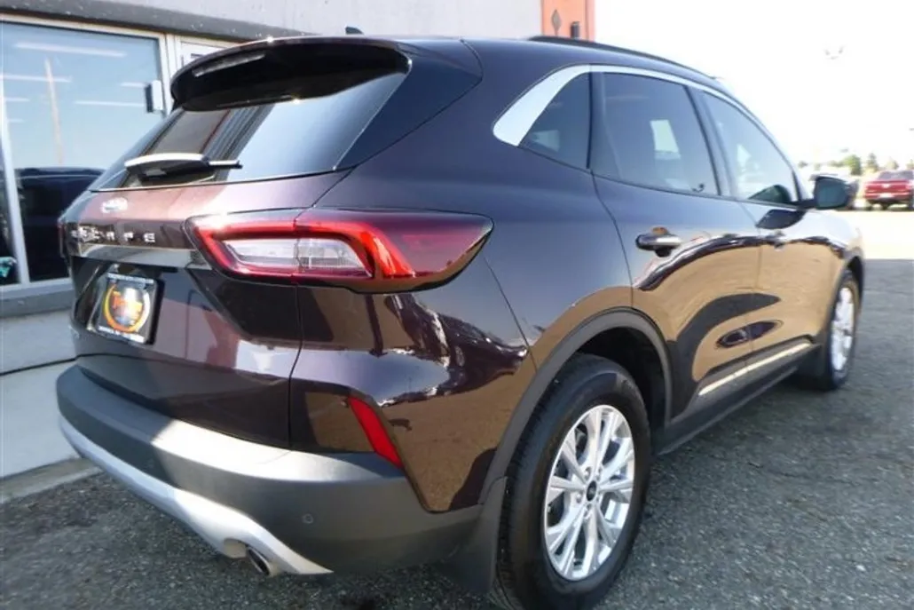 2023 Ford Escape Active photo 1