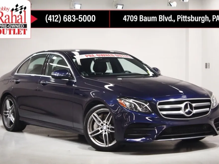 2017 Mercedes Benz E 300 4MATIC Sedan photo 1