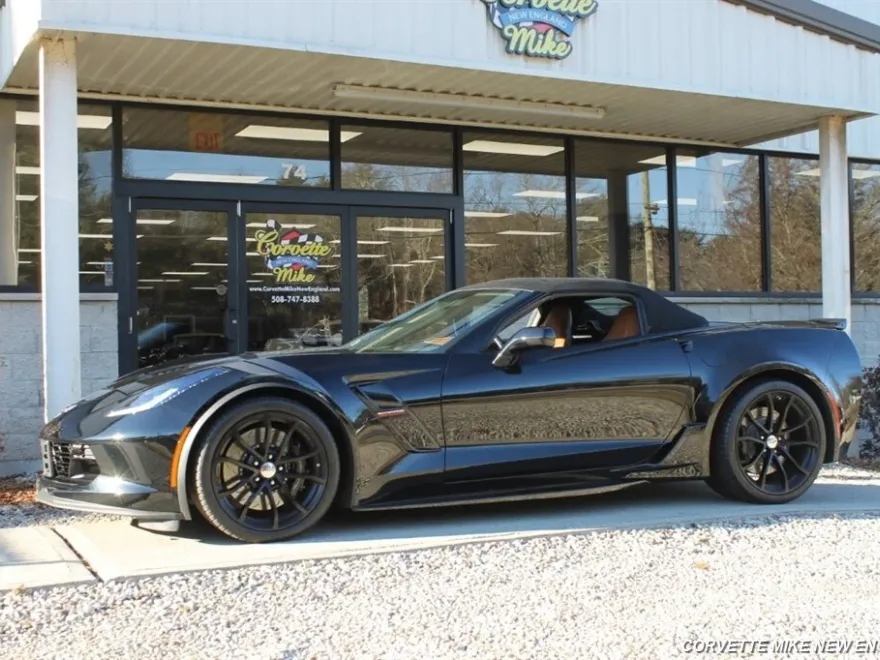 2017 Chevrolet Corvette Grand Sport Convertible photo 1