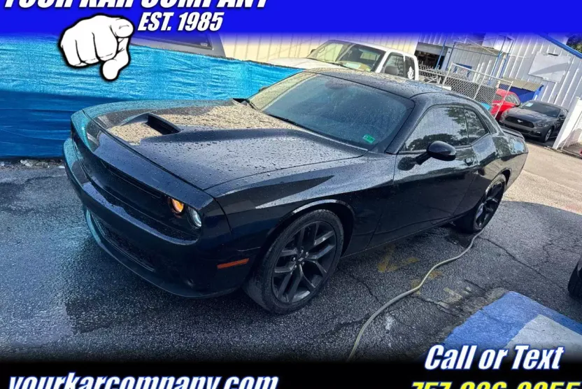 2019 Dodge Challenger R/T photo 1