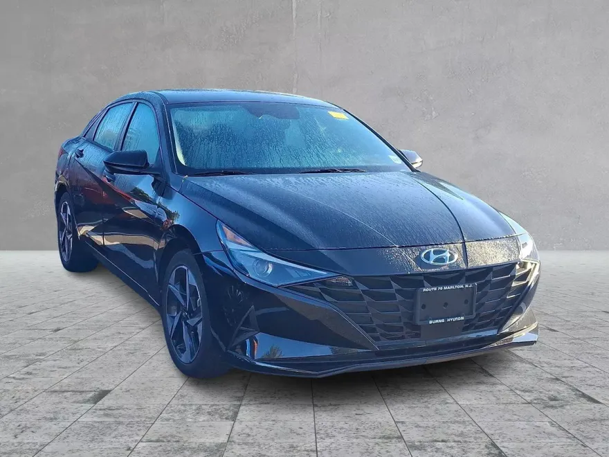 2023 Hyundai Elantra SEL Convenience photo 1