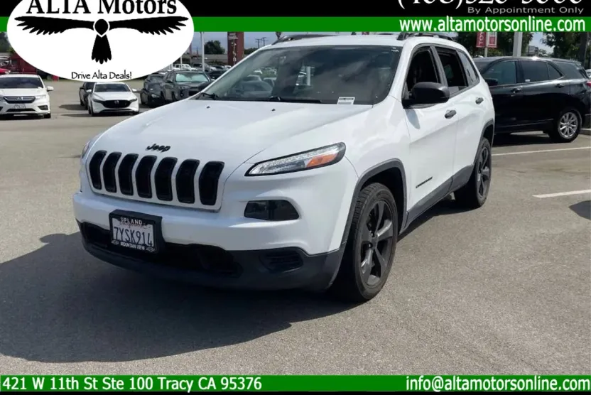 2017 Jeep Cherokee Altitude Sport photo 1