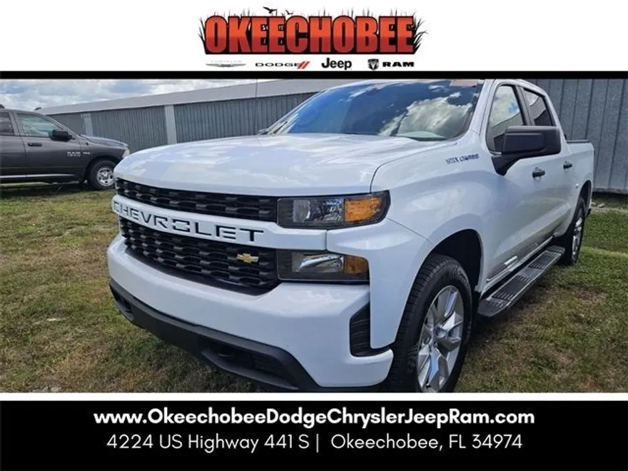2022 Chevrolet Silverado 1500 Custom photo 1