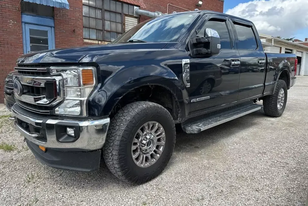 2021 Ford F-250 XLT photo 1