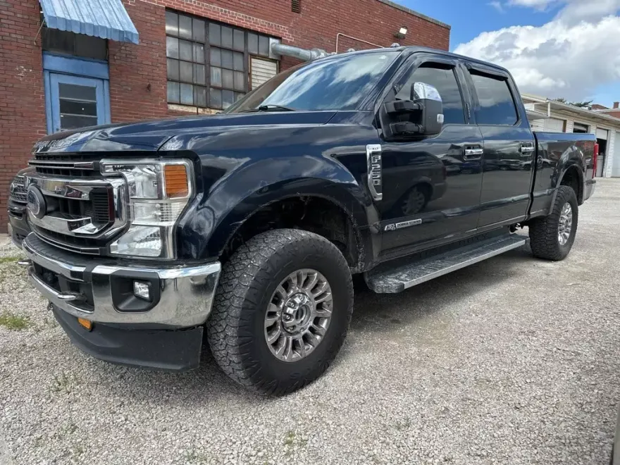 2021 Ford F-250 XLT photo 1