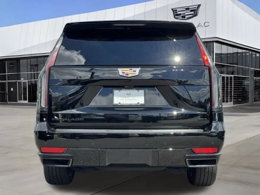 2024 Cadillac Escalade Sport photo 1