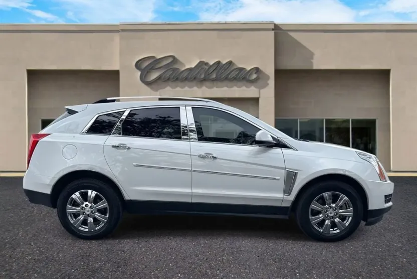 2016 Cadillac SRX Luxury photo 1