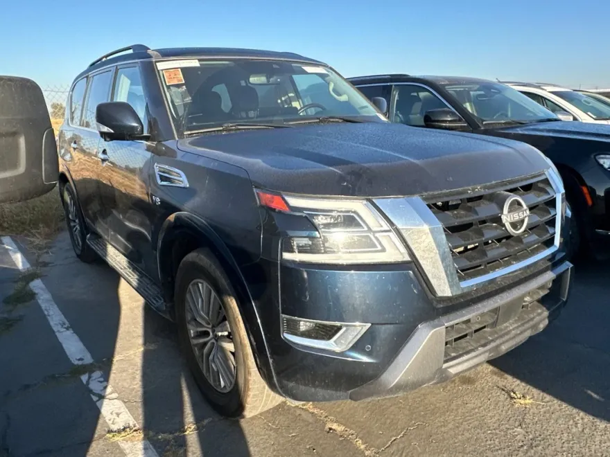 2022 Nissan Armada SL photo 1