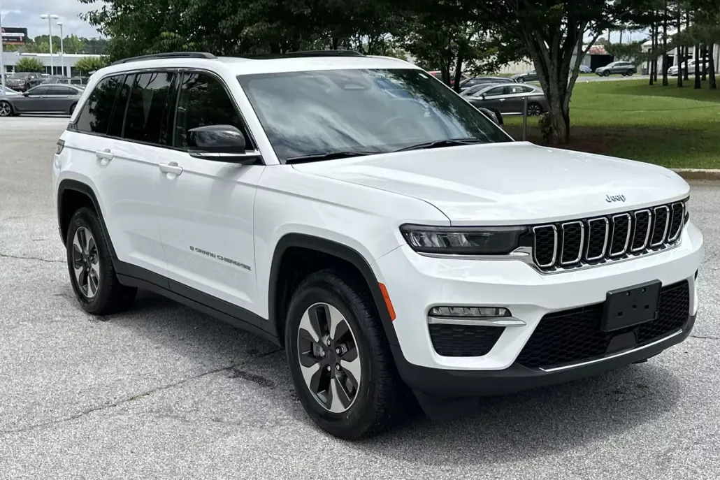2024 Jeep Cherokee Limited 4xe photo 1
