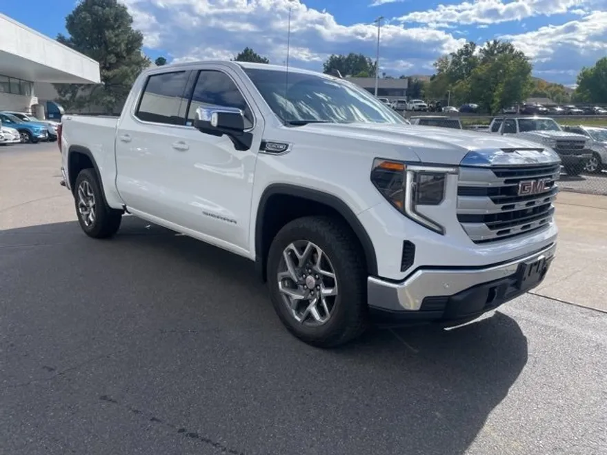 2024 Gmc Sierra 1500 SLE photo 1