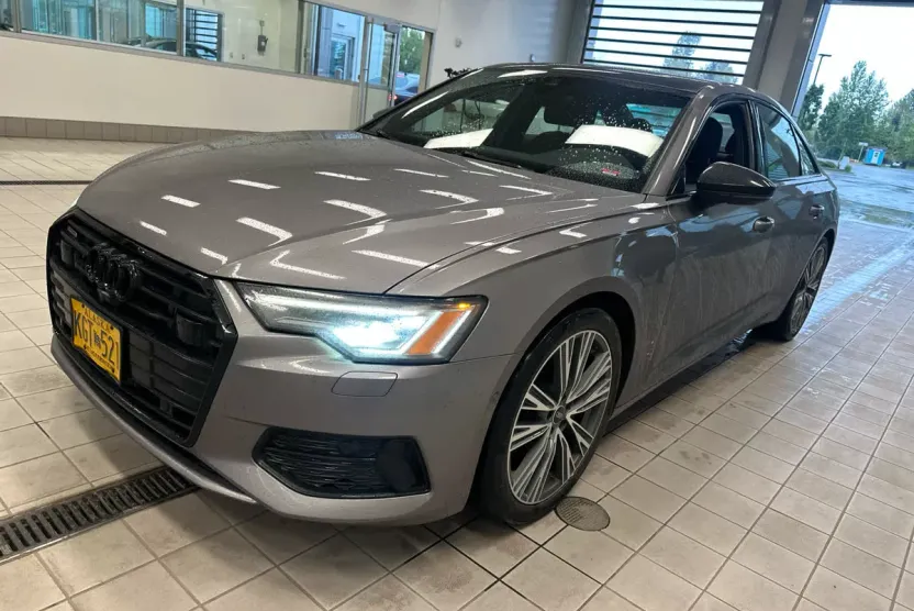 2021 Audi A6 Premium Plus photo 1