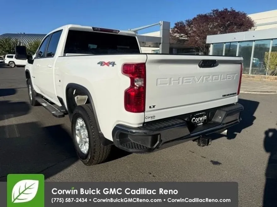 2024 Chevrolet Silverado 3500HD LT photo 1