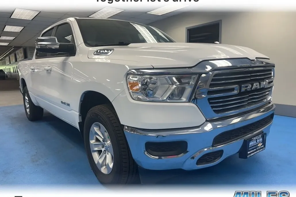 2024 Ram 1500 Laramie photo 1