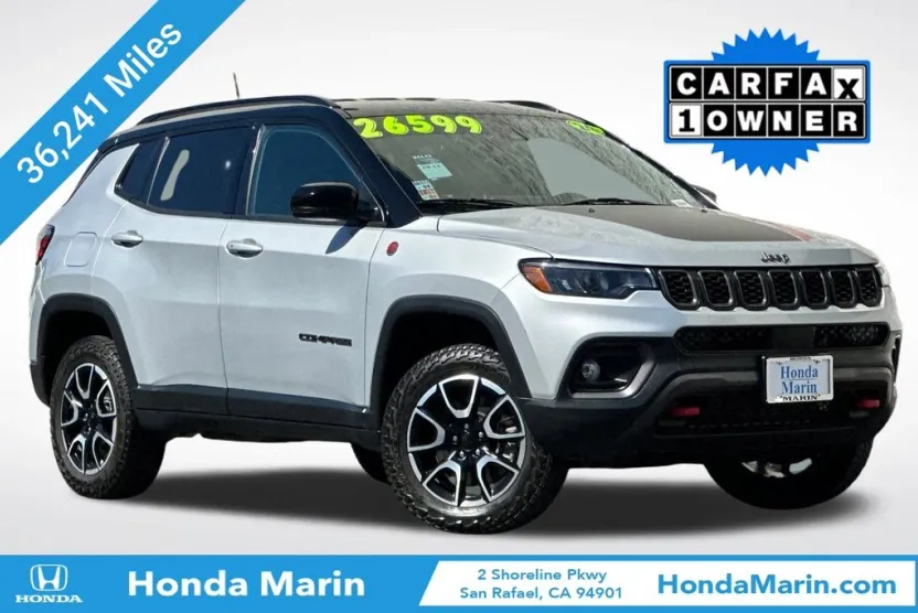 2024 Jeep Compass Trailhawk photo 1