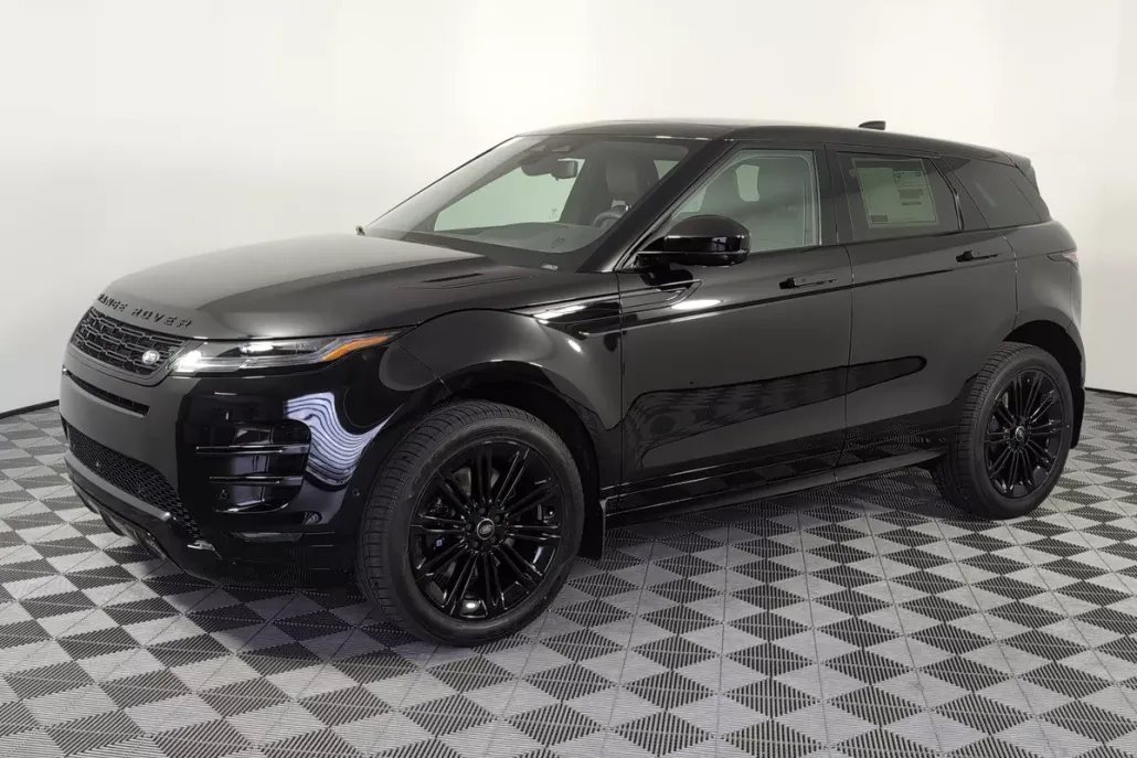 2026 Land Rover Range Rover Evoque Dynamic SE photo 1