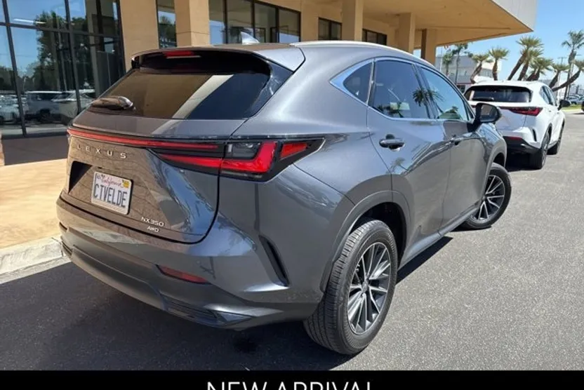 2022 Lexus NX 350 Premium photo 1
