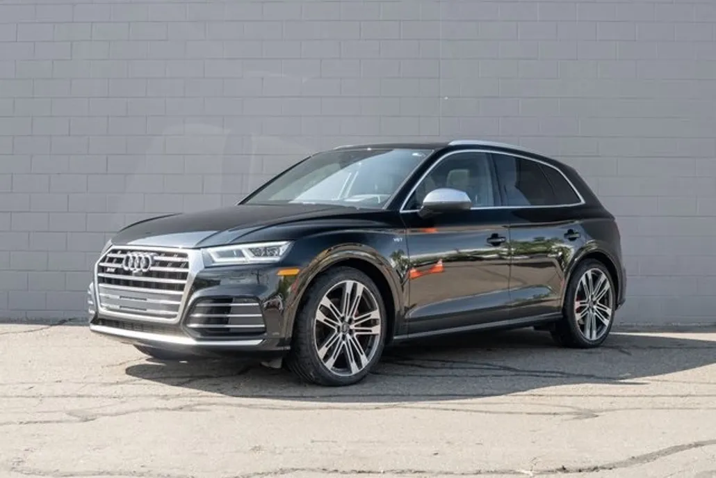 2018 Audi SQ5 Prestige photo 1