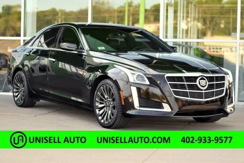 2017 Cadillac CTS Sedan Luxury photo 1